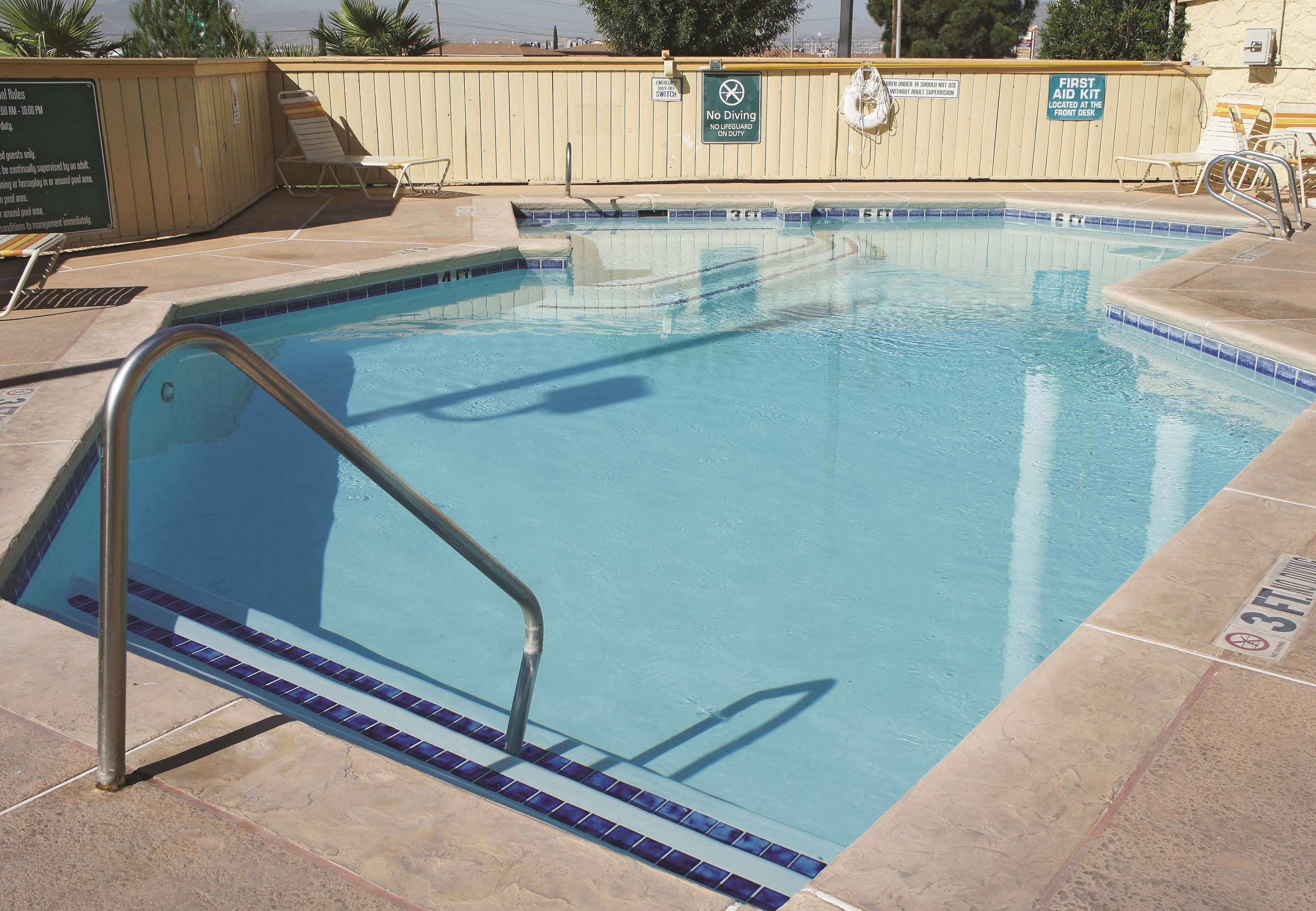 La Quinta Inn By Wyndham El Paso Cielo Vista Ngoại thất bức ảnh